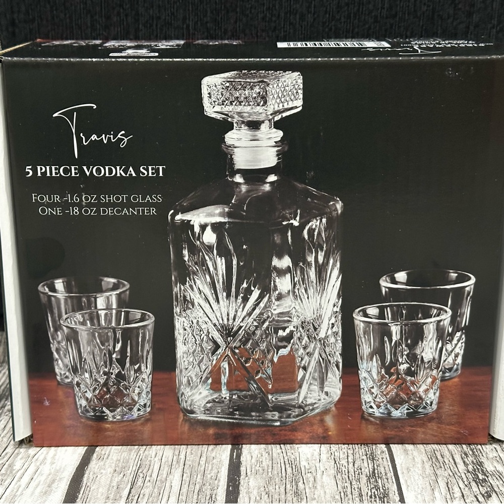 Travis 5-Piece Decanter Set